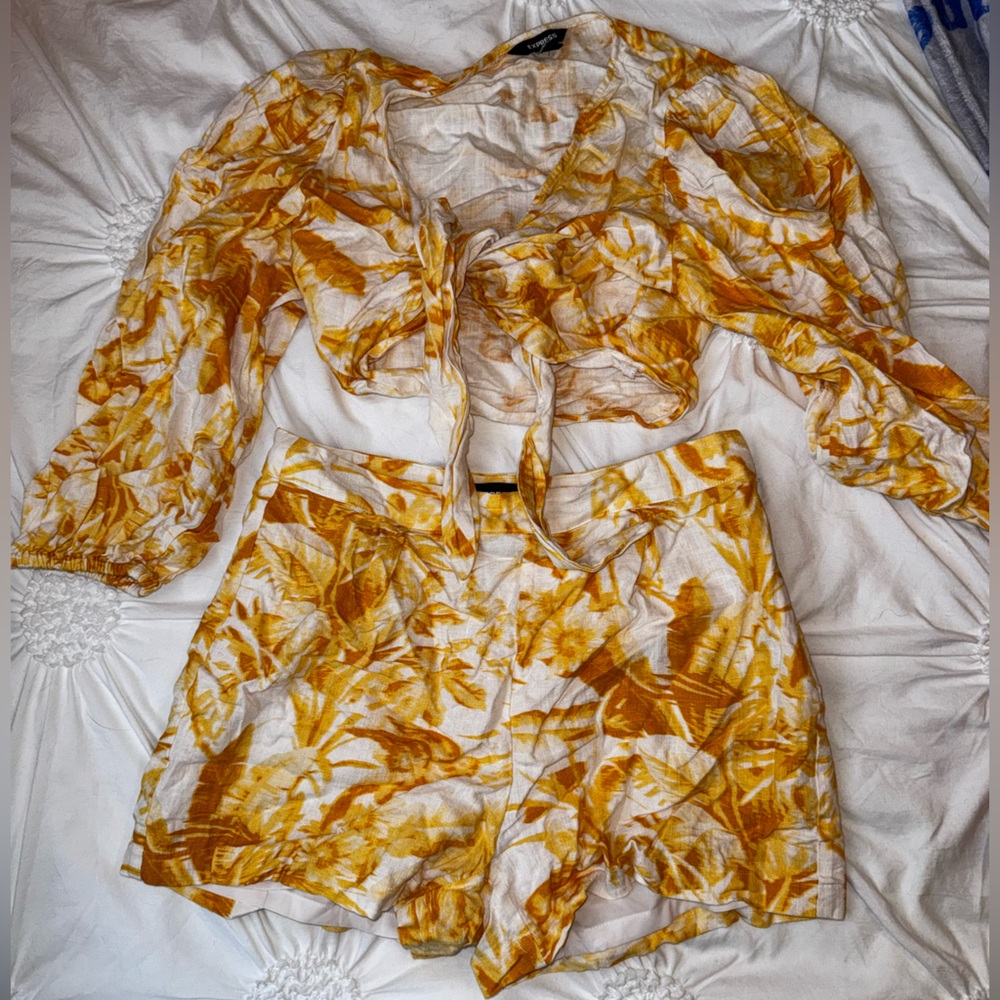 Express Yellow and White Floral Tie-Front Top and Shorts Set